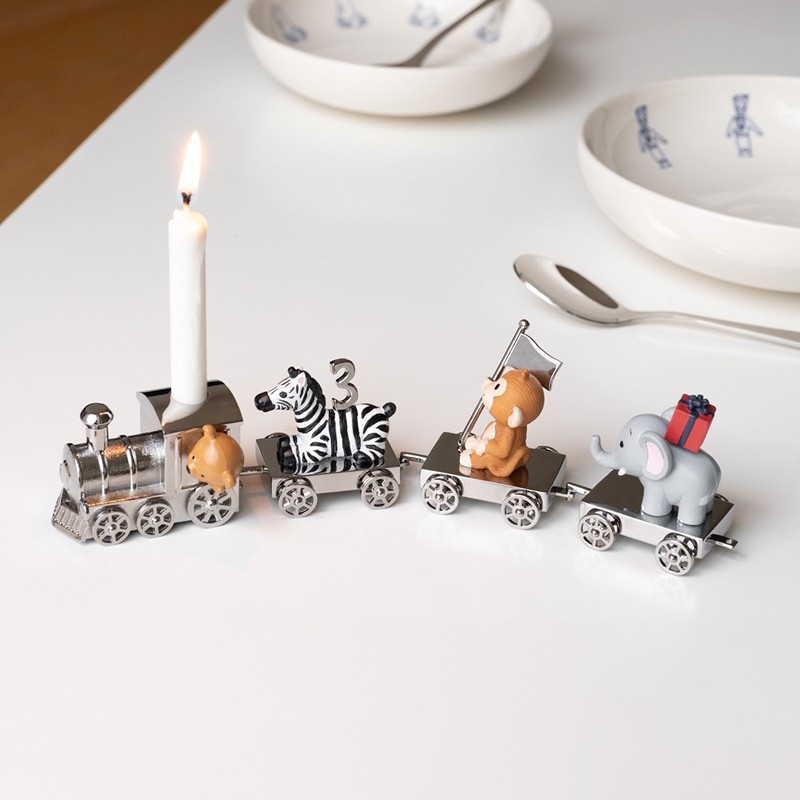 Forkromet fødselsdagstog med elefant zebra og abe med tal og lys 2